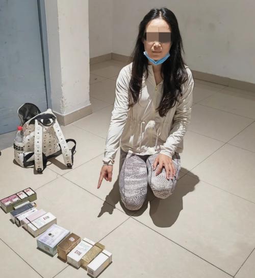新奥2025今晚开奖资料和女子强拽小孩被刑拘与女子强拽小孩被刑拘视频