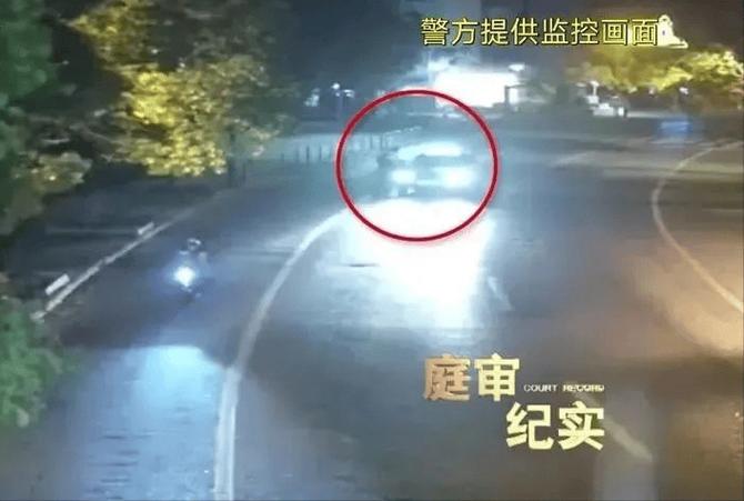 （开门拿快递被绑架怎么办）
