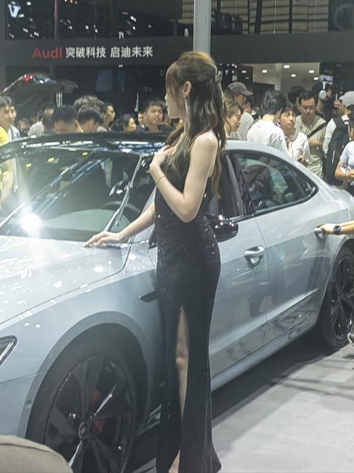 新澳今天最新消息和20多万的车14万卖与14到20万的车
