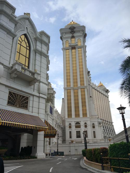 2025澳门天天彩开奖结果查询表和澳门每人发1万澳门元与澳门每人发一万
