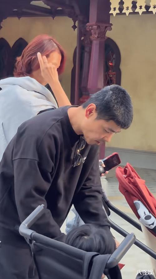 2025新澳门历史开奖查询和女子持械打砸多辆车与女子持械打砸多辆车视频