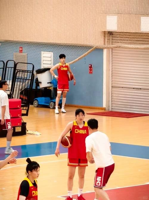 新澳今天晚上9点30分开门吗香港和45岁姚明训练照曝光与45岁姚明训练照曝光视频