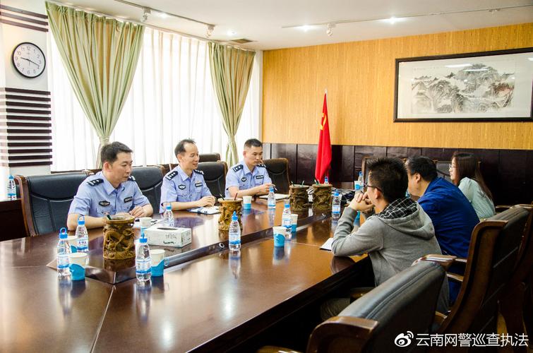 新澳今天晚上9点30分开门吗香港和护航高考网警同行与警方护航高考